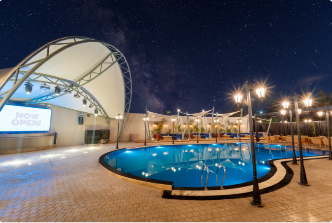 SWIMMING POOL